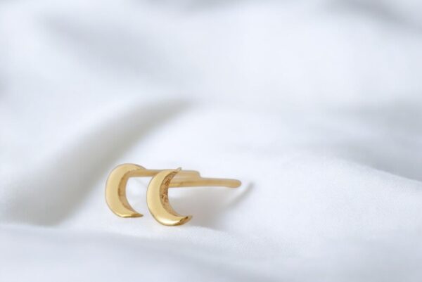 20k solid gold moon stud earrings: dainty celestial jewelry