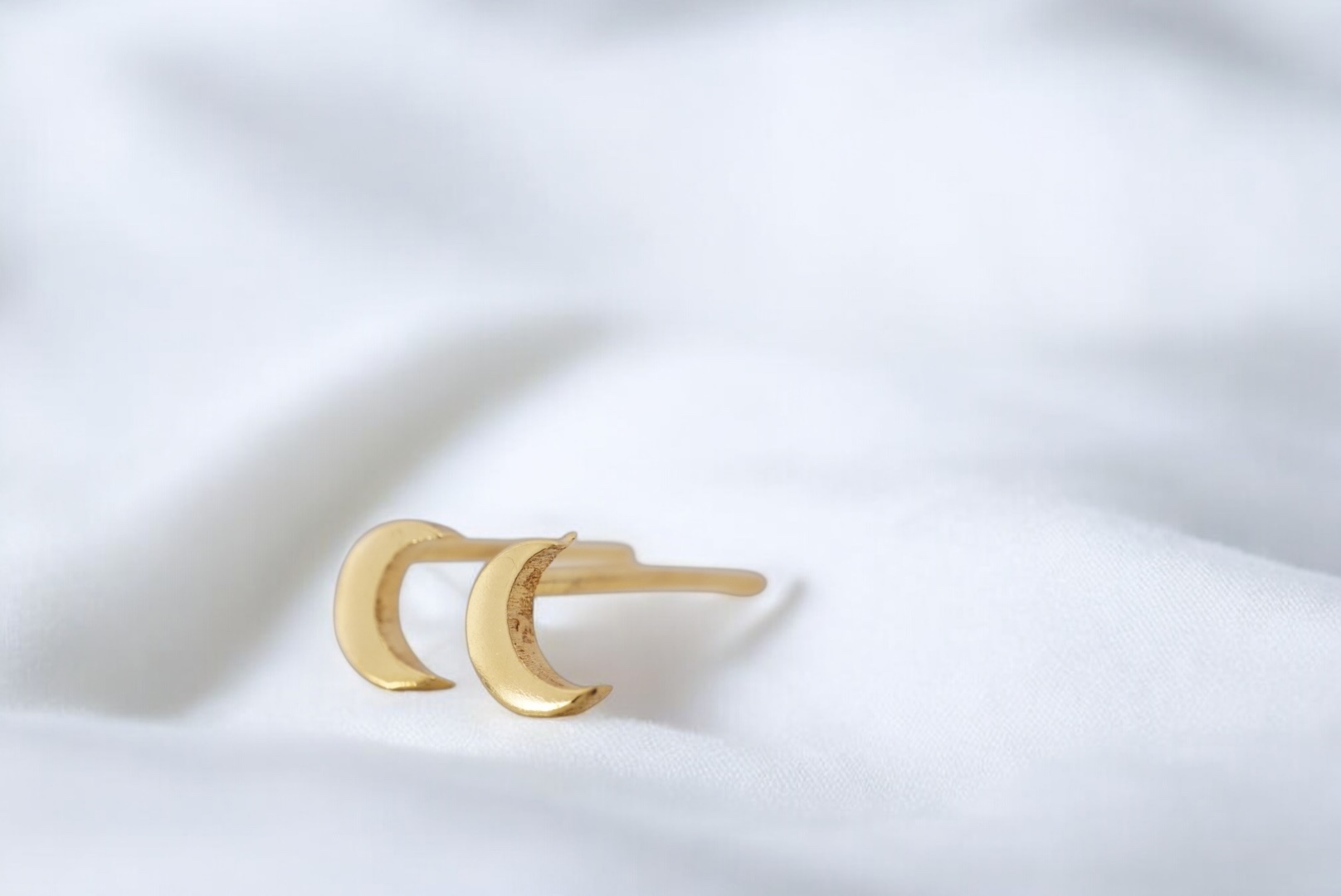20k solid gold moon stud earrings: dainty celestial jewelry